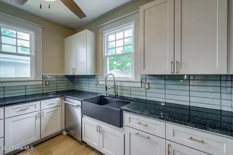 Kitchen - 1442 Johns Rd, Augusta, GA 30904 photo 2 of 6