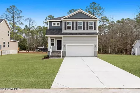 906 Lanyard Ln, New Bern, NC 28560