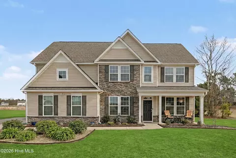 158 Sweet Grass Ln, Raeford, NC 28376