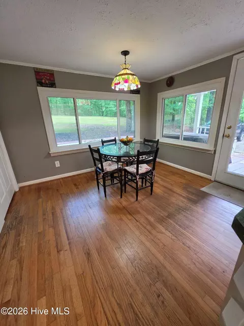 Dining - 480 Mount Pleasant Rd, Monetta, SC 29105 photo 2 of 2