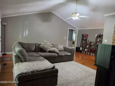 Living - 480 Mount Pleasant Rd, Monetta, SC 29105 photo 2 of 2