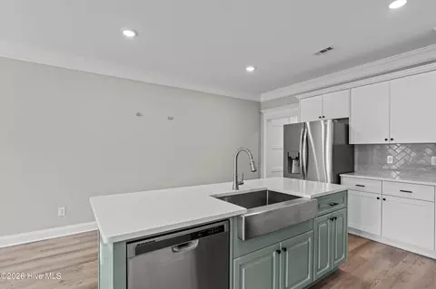 Kitchen - 366 Sumac Trl, Evans, GA 30809 photo 4 of 5