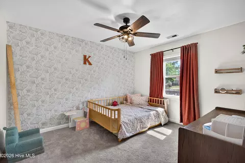 Bedroom - 104 Pine Needle Dr, Hubert, NC 28539 photo 3 of 6