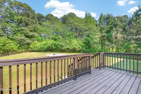 Exterior - 104 Pine Needle Dr, Hubert, NC 28539 photo 2 of 4