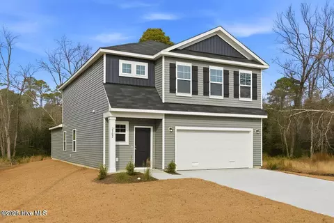 2102 Caracara Dr, New Bern, NC 28560