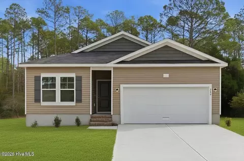 716 Helm Dr, New Bern, NC 28560