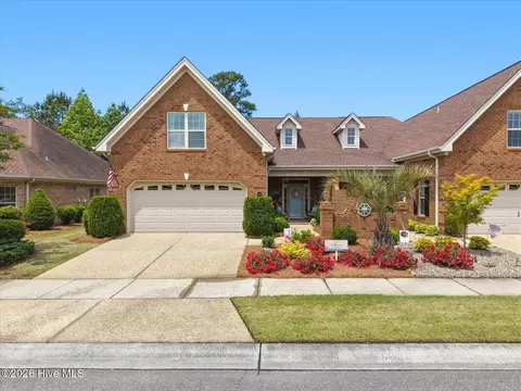 8266 Stenton Dr NE, Leland, NC 28451