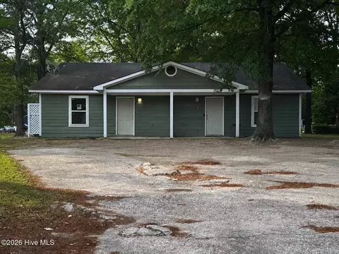 1104 Lewis Cir, Rockingham, NC 28379
