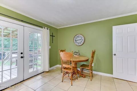 Dining - 1740 Taylor Rd, Augusta, GA 30906 photo 2 of 3