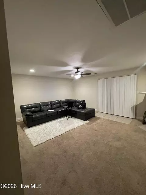 1537 Pine Brook Ct #C7, Greenville, NC 27858