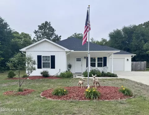 12321 Mallard Creek Dr, Laurinburg, NC 28352
