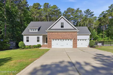 225 Dicks Hill Rd, Carthage, NC 28327