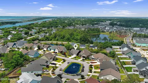 135 Sea Grove Ln, Beaufort, NC 28516