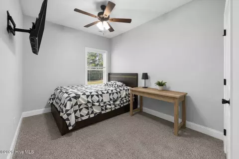 Bedroom - 4201 Needmore Rd, Turkey, NC 28393 photo 5 of 6