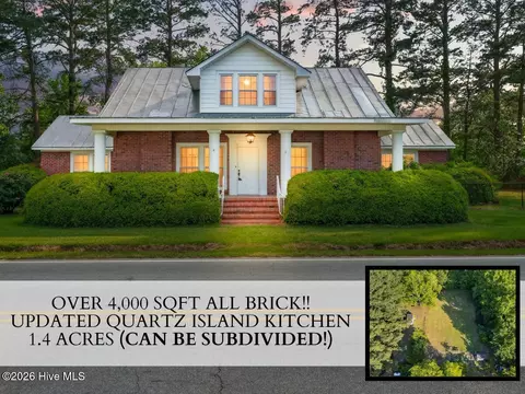 207 W 3rd St, Princeton, NC 27569