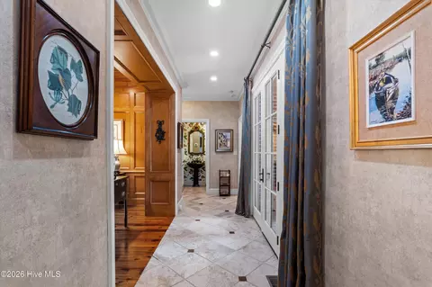 Entry Way - 1205 Reid Rd, Augusta, GA 30909 photo 6 of 8