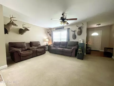 Living - 2088 Meadows Rd, Williamston, NC 27892 photo 1 of 2