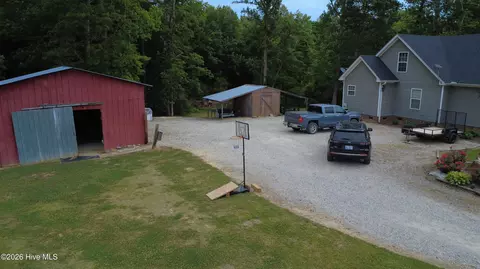 Exterior - 2088 Meadows Rd, Williamston, NC 27892 photo 14 of 15