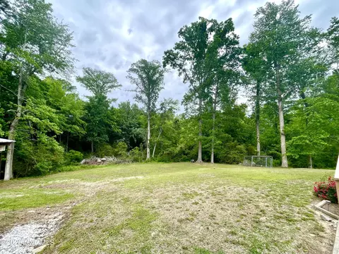 Exterior - 2088 Meadows Rd, Williamston, NC 27892 photo 4 of 15