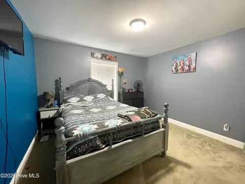 Bedroom - 2088 Meadows Rd, Williamston, NC 27892 photo 4 of 5