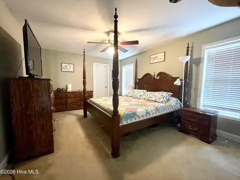 Bedroom - 2088 Meadows Rd, Williamston, NC 27892 photo 1 of 5