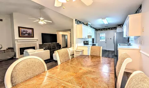 Dining - 723 Bradford Ln, Evans, GA 30809 photo 3 of 4