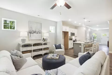 Entry Way - 308 Lusterleaf Ln # 2, Shallotte, NC 28470 photo 1 of 4