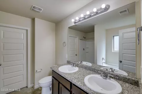 Bath - 231 Sims Ct, Augusta, GA 30909 photo 1 of 3