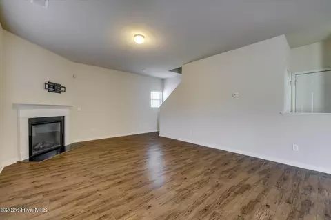 Living - 231 Sims Ct, Augusta, GA 30909 photo 2 of 5