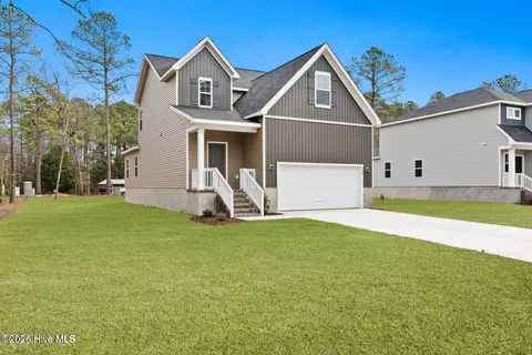 908 Lanyard Ln, New Bern, NC 28560