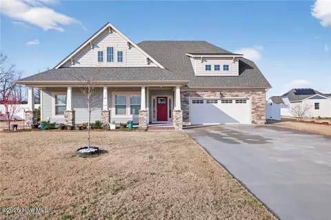 106 Snoozy Manor Ln, Moyock, NC 27958