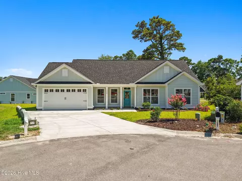 1686 E Magnolia Ct SW, Ocean Isle Beach, NC 28469
