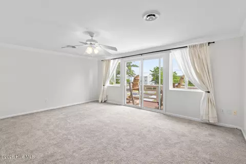 Living - 524 Odum Dr, Hubert, NC 28539 photo 5 of 5