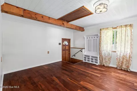 Entry Way - 524 Odum Dr, Hubert, NC 28539 photo 1 of 1