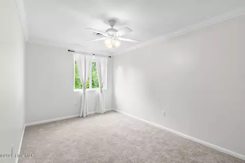 Bedroom - 524 Odum Dr, Hubert, NC 28539 photo 4 of 7