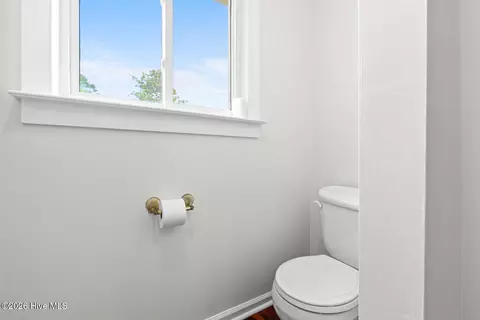 Bath - 524 Odum Dr, Hubert, NC 28539 photo 2 of 3
