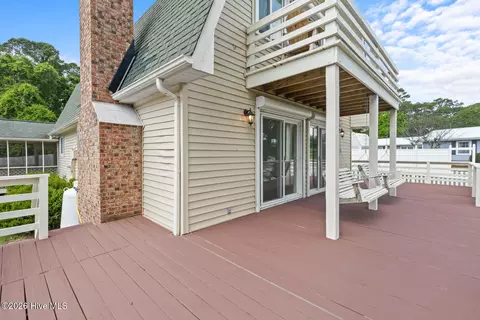 Exterior - 524 Odum Dr, Hubert, NC 28539 photo 3 of 11