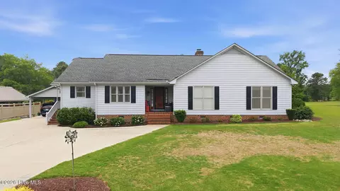 7790 S Old Carriage Rd, Rocky Mount, NC 27803