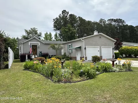 905 Palmer Dr, Calabash, NC 28467