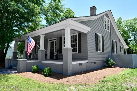 319 W Grubb St, Hertford, NC 27944
