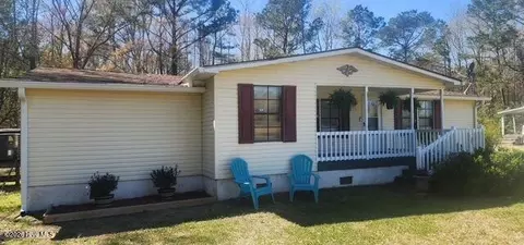 271 Alfred Rd, Bayboro, NC 28515