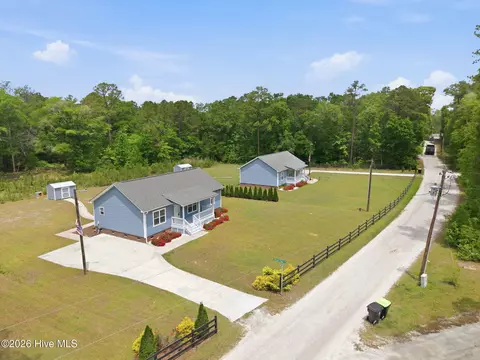 1621 Honey Do Ln NE, Leland, NC 28451