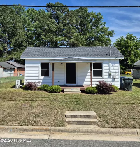 502 S Sycamore St, Fremont, NC 27830