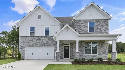 1017 Martin Farms Blvd, Aberdeen, NC 28315