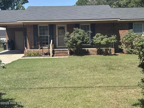 3719 Cherry St, Bethel, NC 27812