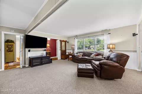 126 Elisha Dr, Wilmington, NC 28405