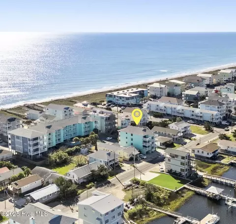 1008 Canal Dr #2A, Carolina Beach, NC 28428
