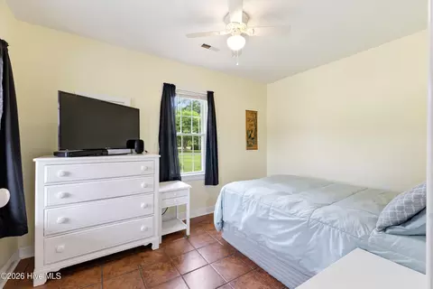 Bedroom - 18791 Us Hwy 421, Willard, NC 28478 photo 1 of 3