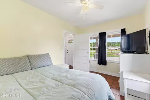 Bedroom - 18791 Us Hwy 421, Willard, NC 28478 photo 2 of 3