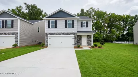 2117 Montalvan Dr, Greenville, NC 27834